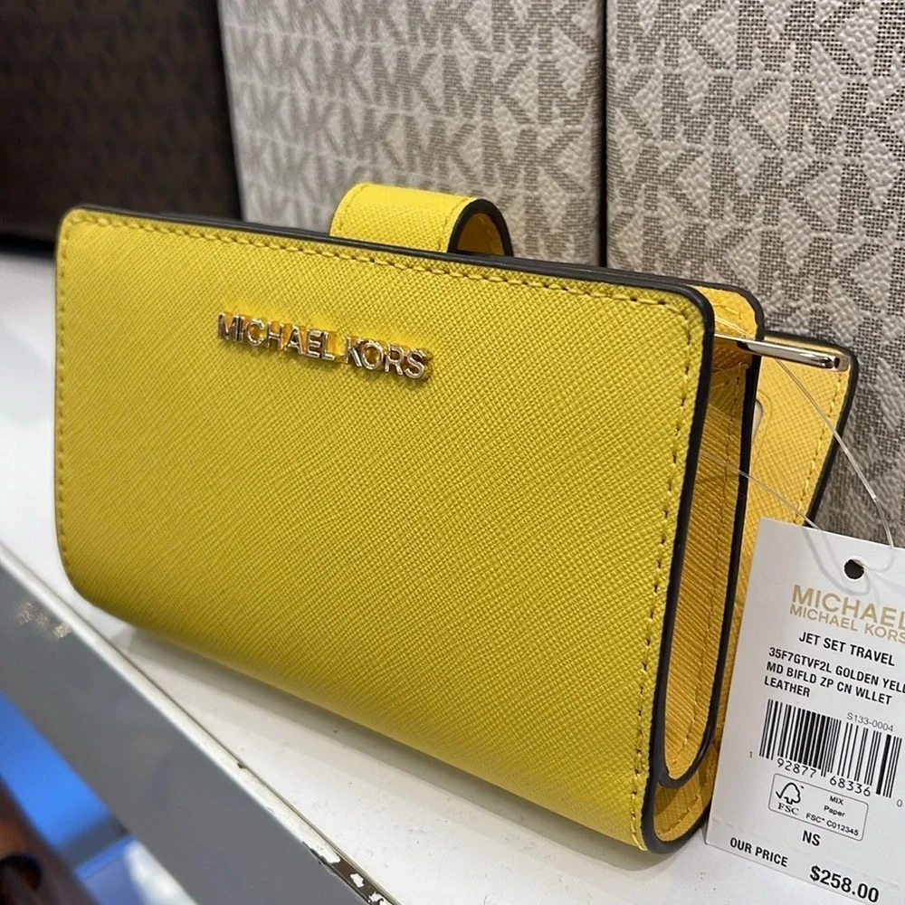 Michael Kors Medium Crossgrain Leather Wallet COLOR GOLDEN YELLOW NWT